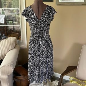 Christopher & Banks V-Neck Faux Wrap Dress Sz 6